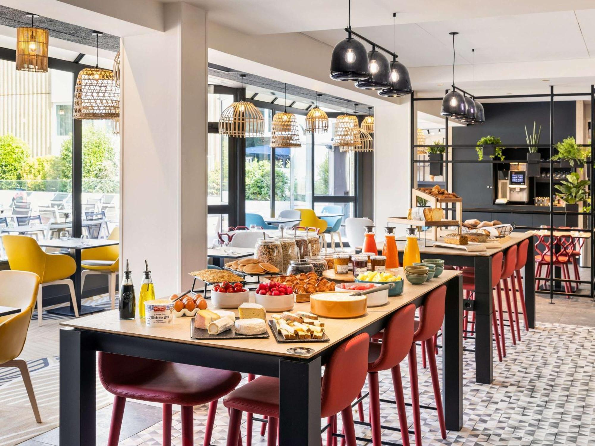 Novotel Rennes Alma Ngoại thất bức ảnh